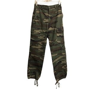 Forever 21 camouflage denim cargo jogger pants medium